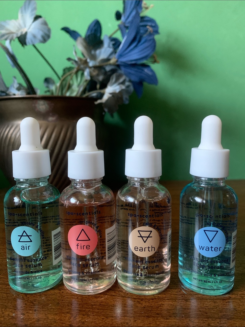 It’s bundle time! NWOT Spa Scentials 4pc Element Essence Face Serum Set